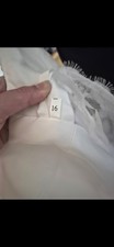 White Wedding Dress With Zipper Back Size 16 Lace Train