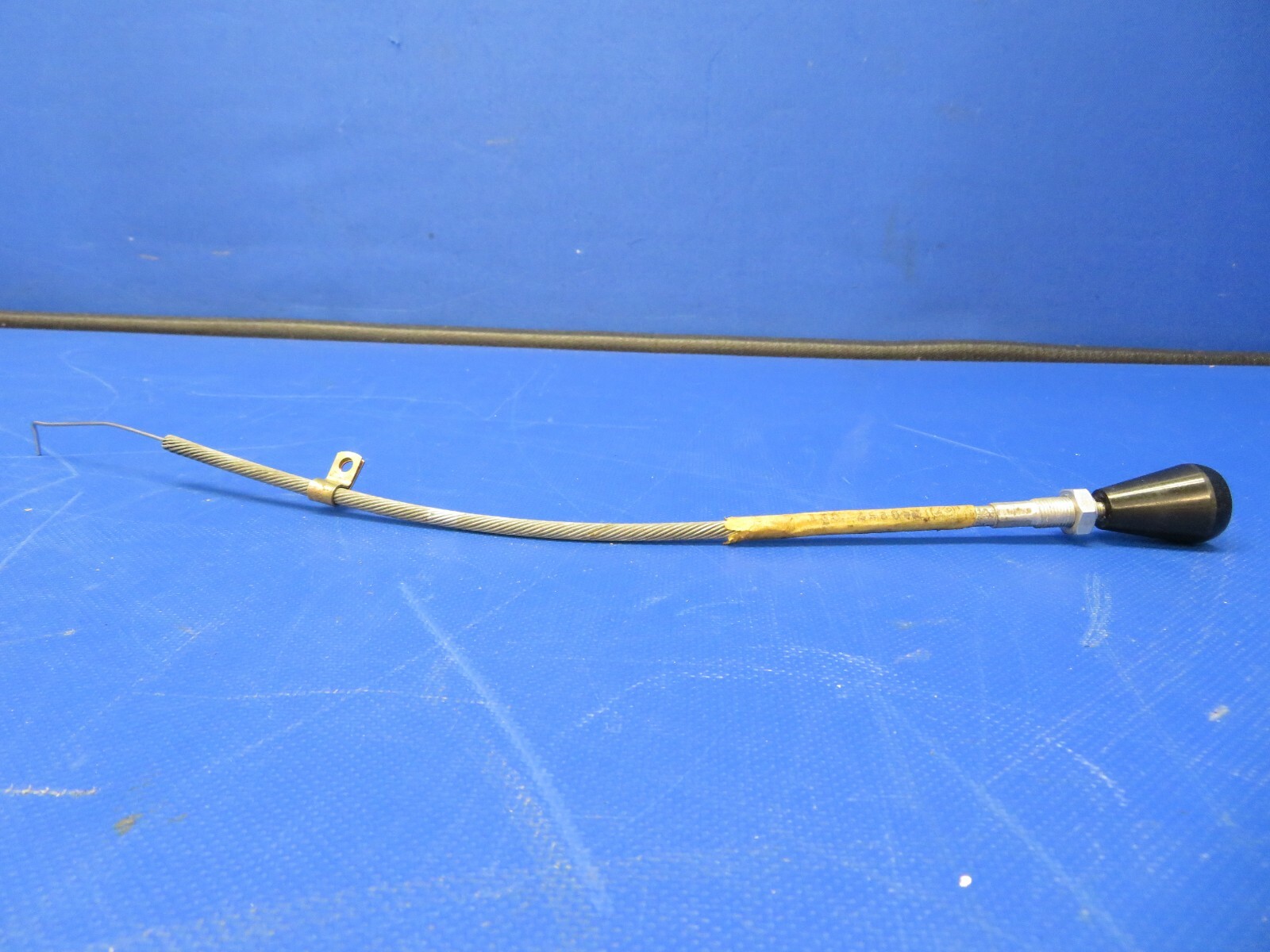 Mooney M20 / M20K Cabin Air Control P/N 640257-021 Length 15-1/2" (0821-734)