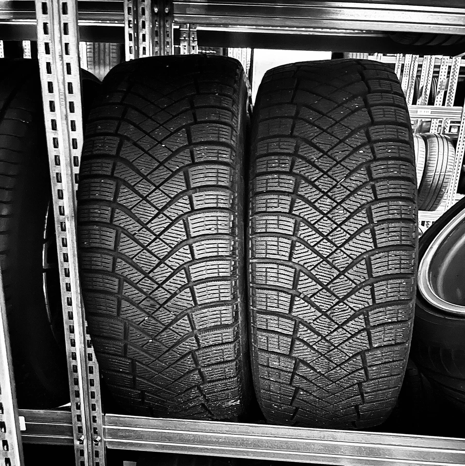 4x Pirelli  Winterkompletträder Volvo S90 V90 auf 18 Zoll Volvo Original - Bild 3 von 4