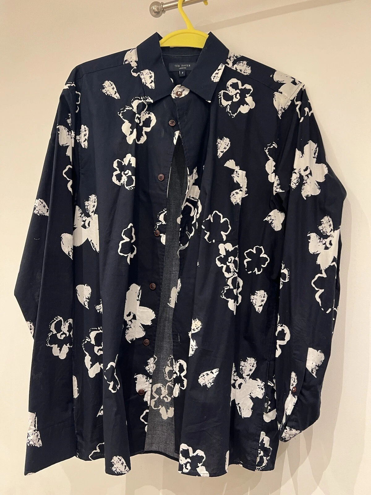 Ted Baker Men’s Floral Shirt: Size 2 (S)