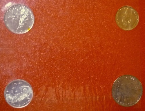 1969 1971 1972 VATICAN - SOUVENIR BU TYPE COIN SET (4) + BUST of POPE PAUL VI - Picture 4 of 5