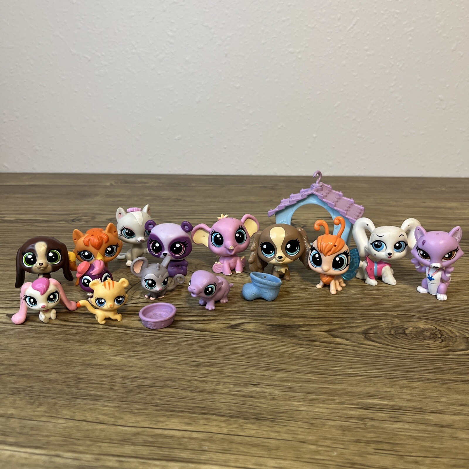 Littlest Pet Shop Lot Mini Figures Figurine Toys Small Hasbro Collection Set 14