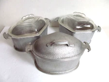 Guardian Service Hammered Aluminum Triangle Pans & Lids  3 pans 3 Lids