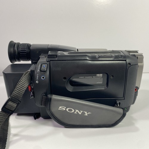 Sony Handycam CCD-TRV715 Hi8 Analog Camcorder VCR Player NTSC Video Transfer 72X - Picture 12 of 20