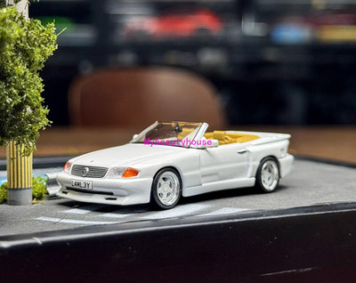 Tarmac 1:64 White SL500 Koenig Convertible Sports Model Diecast Metal Car 