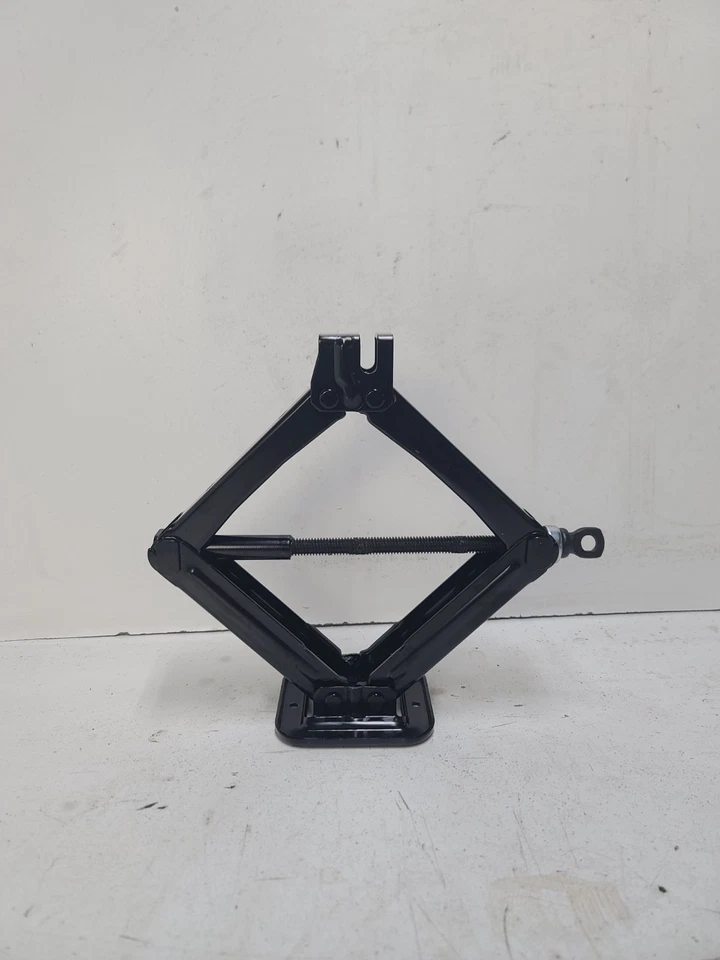 2007-2017 Ford Expedition Spare Tire Jack Tools Kit Assembly OEM - Image 4 of 4