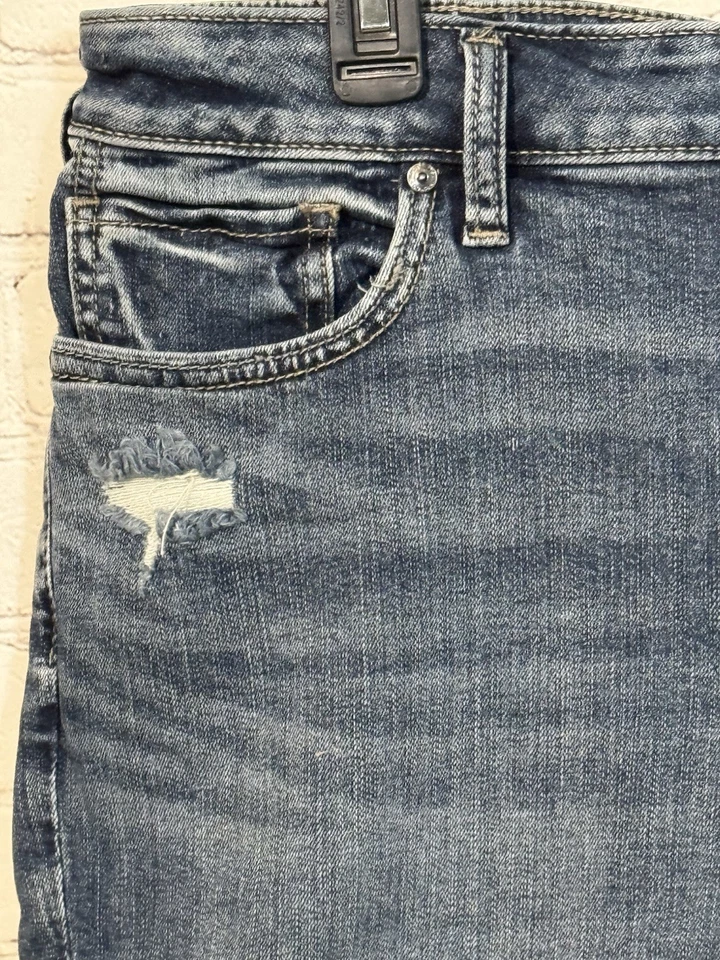 Womens Silver Jeans Co Denim Avery Bermuda Shorts size 16/L 10 - Image 3 of 4