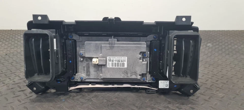 Vauxhall Vivaro MK3 (K0) 2021 Multi Function Display Screen & Control 9831665880 - Image 4 of 4