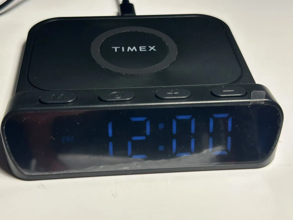 TIMEX Alarm Clock with 15W Fast Wireless Charging – LED Display – Open Box New Foto 4 de 4