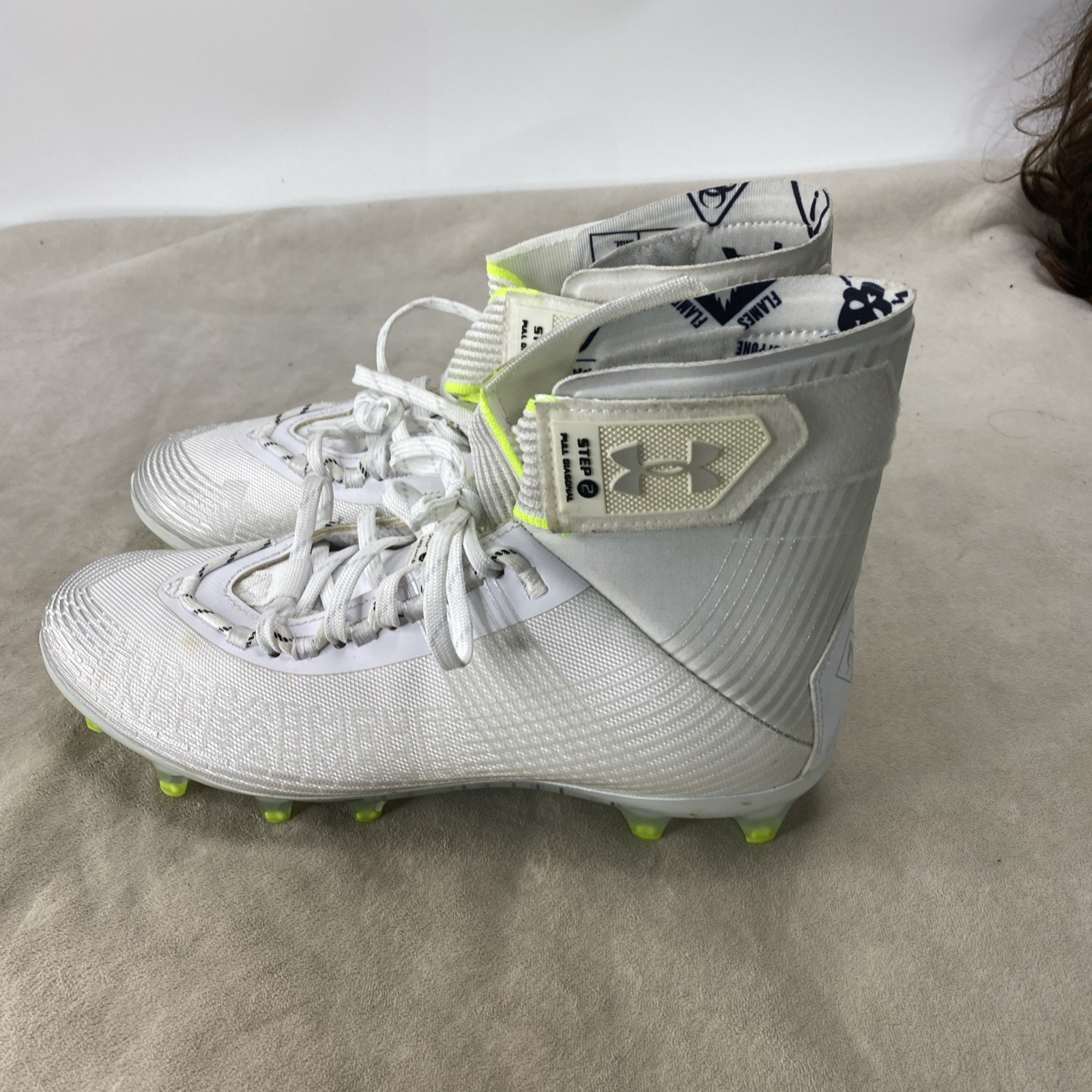 White Under Armour Men's Size 9.5 Highlight MC Football Cleats 3023716-106 thumbnail 4