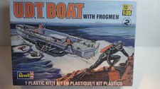 Revell USA 1/35 U.D.T. Boat mit Froschmännern