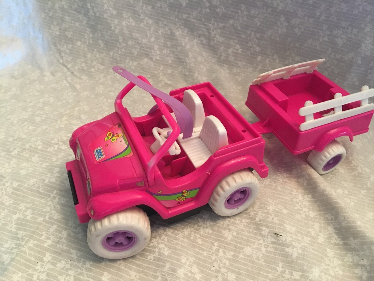 Kelly power wheels Fisher-Price pink jeep with trailer takes AA