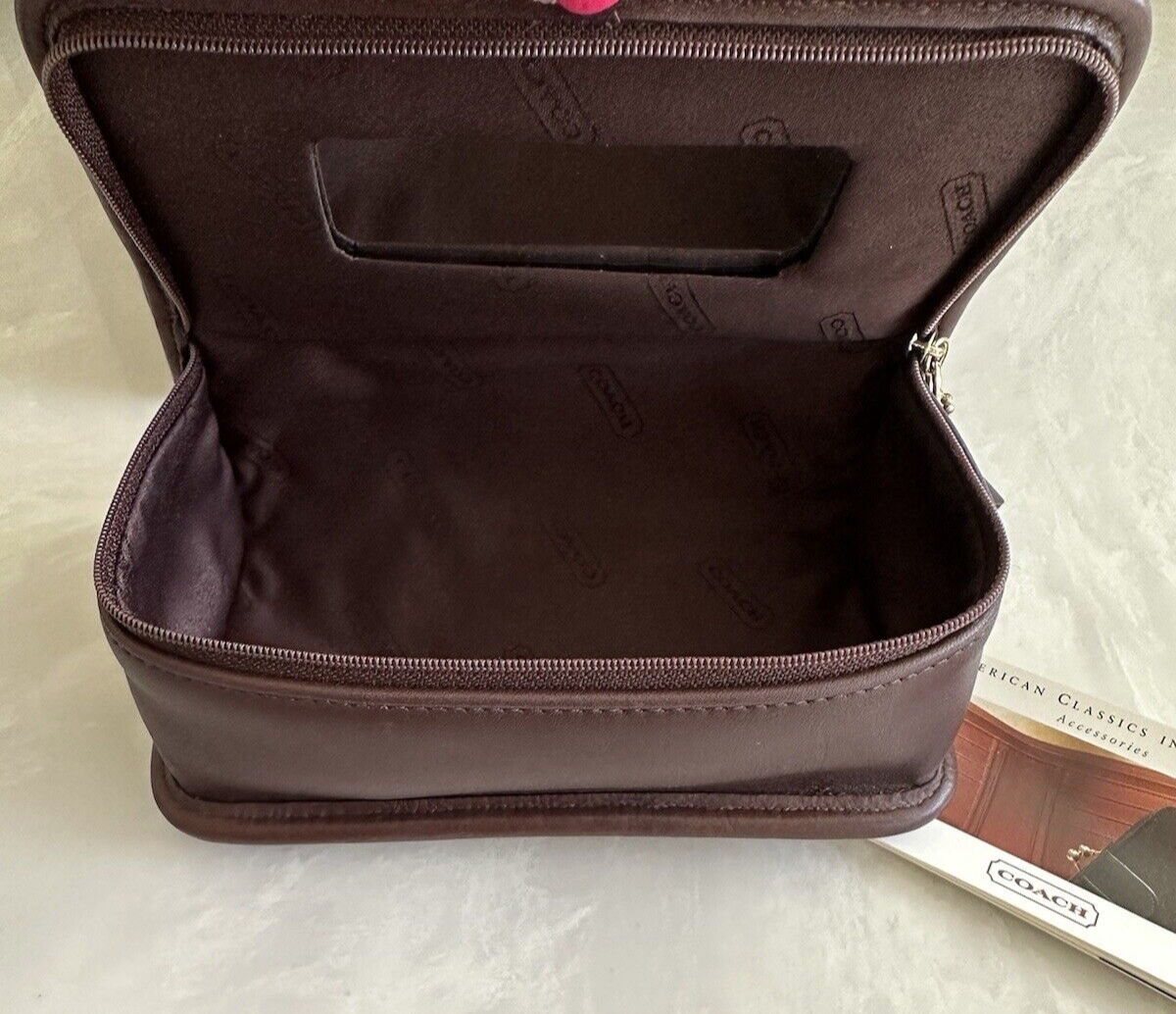NEW COACH VINTAGE CHUBBY COSMETIC/TRAVEL CASE MAHOGANY LEATHER