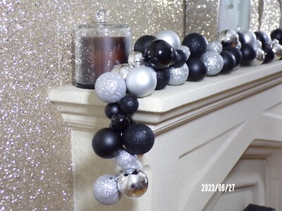 1,5 m Schwarz & Silber Gemischt Weihnachtskugel Girlande 5 Fuß Festliche Dekoration Swag