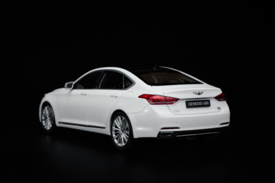 MINIKRAFT HYUNDAI Genesis G80 Miniature Diecast Model Car 1