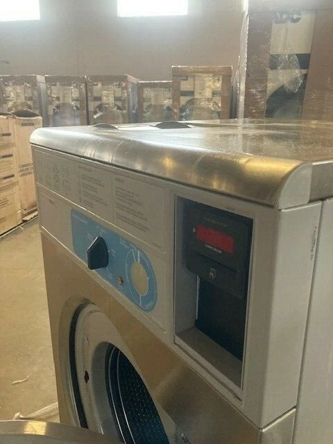 Wascomat W620 Coin or Card Front Load Washing Machine 110V 1 Ph, USED - Image 2 of 4