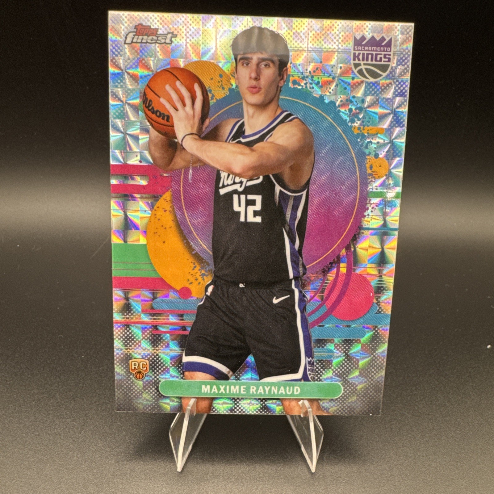 2025-26 Topps Finest - Uncommon Maxime Raynaud #132 Geometric Refractor (RC)