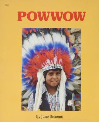 Powwow (Easy Reading) - paperback Behrens, June