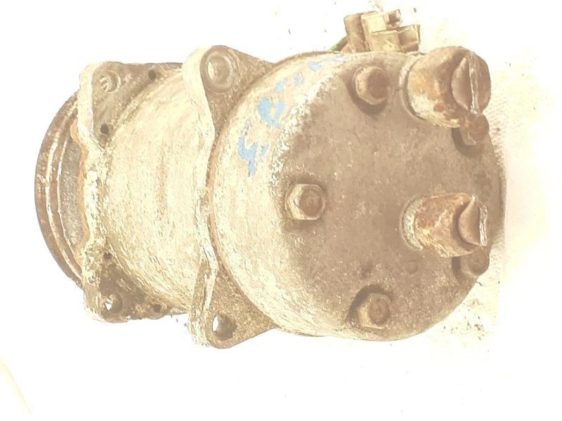 AC Compressor Fits 85-93 CABRIOLET CONVERTIBLE 1583799 - Image 2 of 4