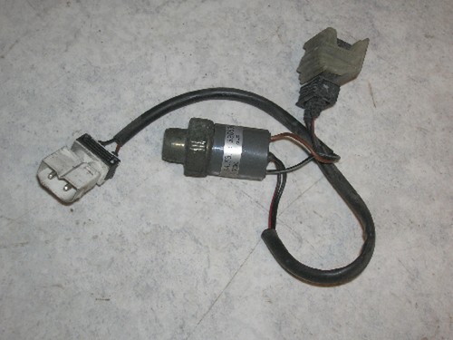 BMW 64531390070, 64538390536