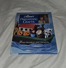 Aleene's Prizewinning Crafts From Readers and Viewers. Hardcover. (A3)