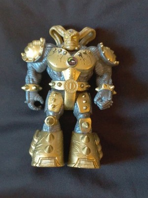 MONSTER JAM Creatures Max-D Maximum Destruction MAXIMUS Gold Action FIGURE