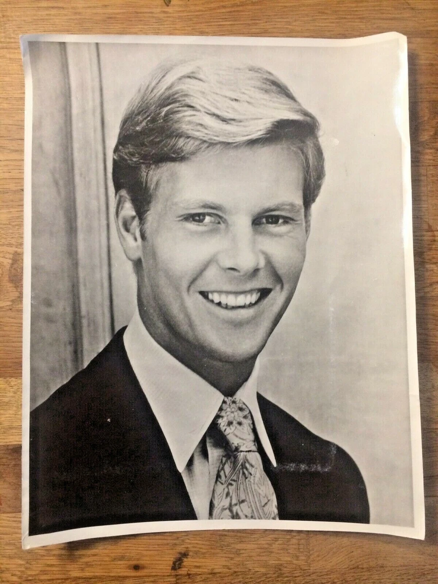 Young Edward Fox Actor Large B&W Promo Photo 1983: 11" x 14" Hollywood |  eBay