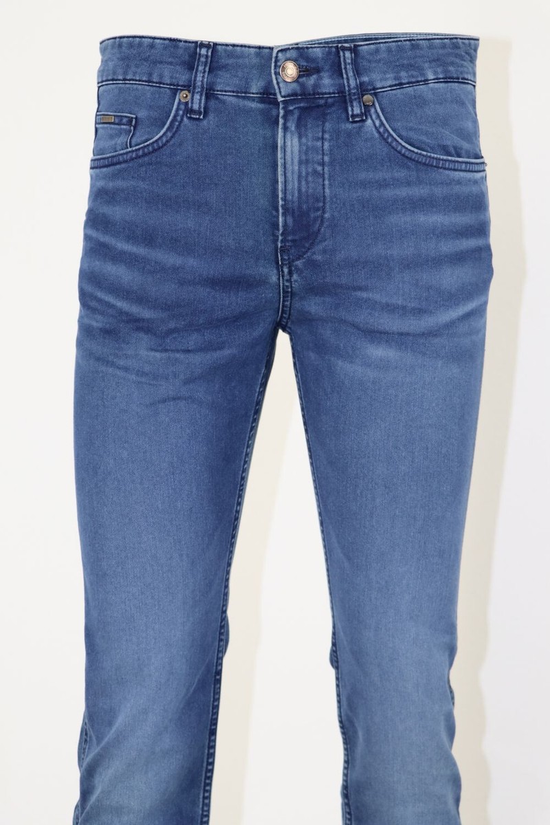 HUGO BOSS JEANS, Mod. Delaware3, Size W32/L34, Slim Fit, Bright  