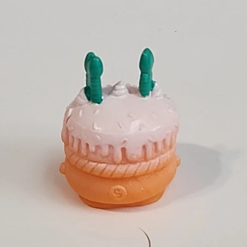 Wishes Birthday Cake Shopkins Season 1 Yellow Ultra Rare 1-095 Orange and White - Picture 3 of 6