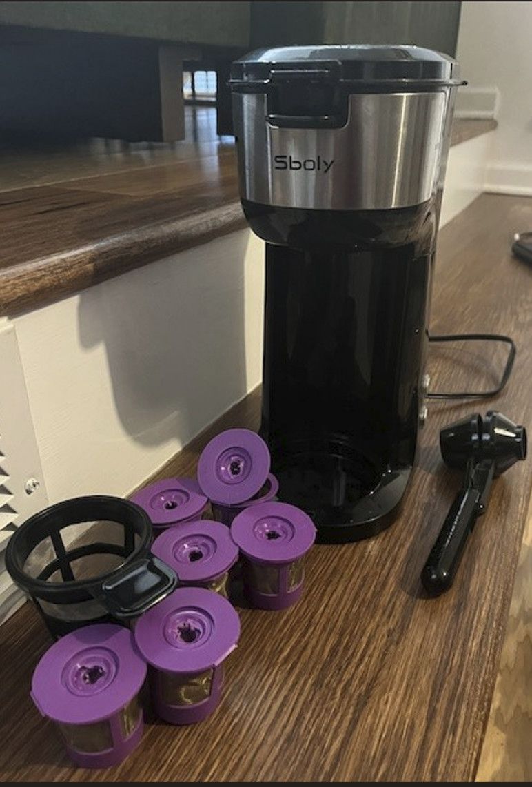 - Black, Single Cup, With 6  Extra Reusable Coffee Cups