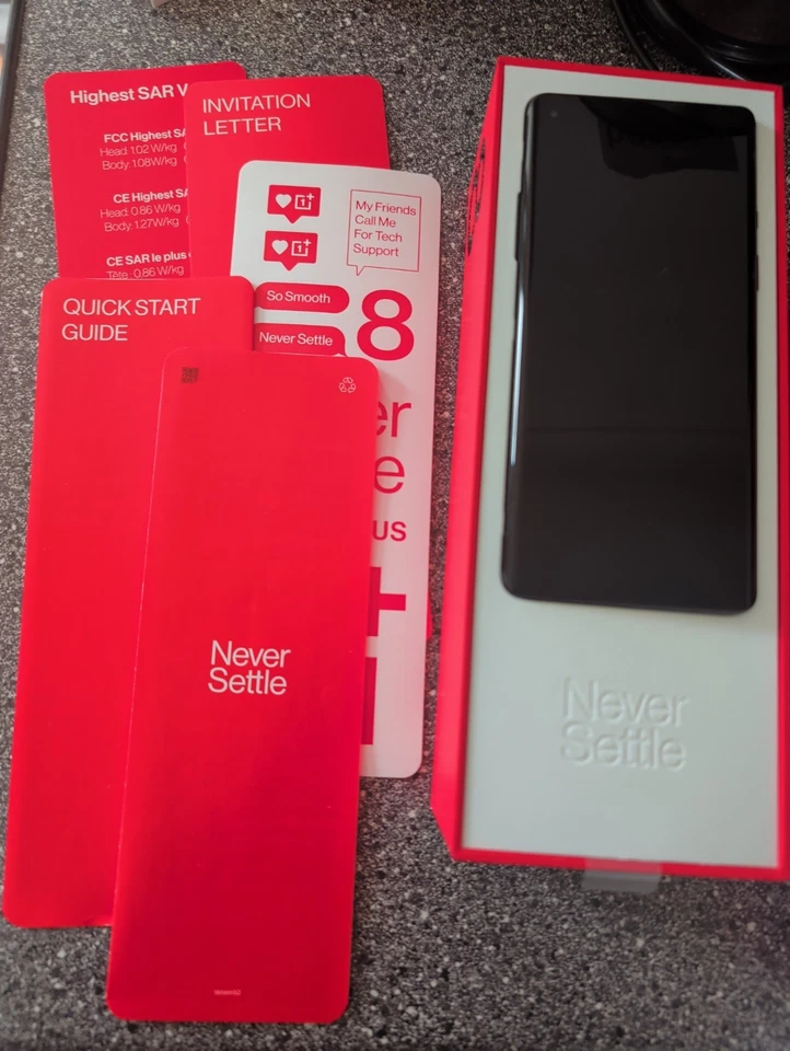 OnePlus 8 · 128GB, photo 3 of 5