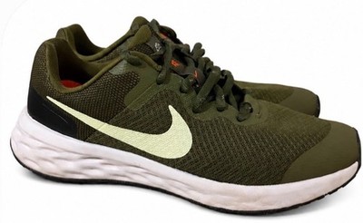 womens nike air zoom pegasus 36 in green and khaki 