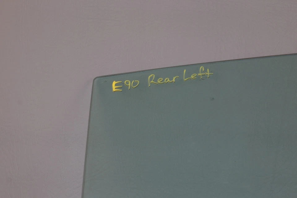 2009-2011 BMW 328I XDRIVE E90 LCI - задняя левая дверь стекло окна 7060267 - Изображение 2 из 4