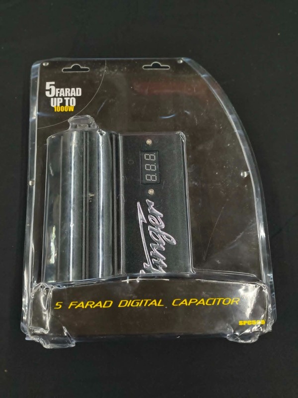 Stinger SPC505 Car Audio Amplifier SPC PRO 5 Farad Amplifier Capacitor Used