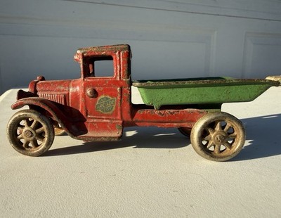 1920s ARCADE 6.5  Cast Iron Toy Dump Truck #220 Original Paint & Sticker