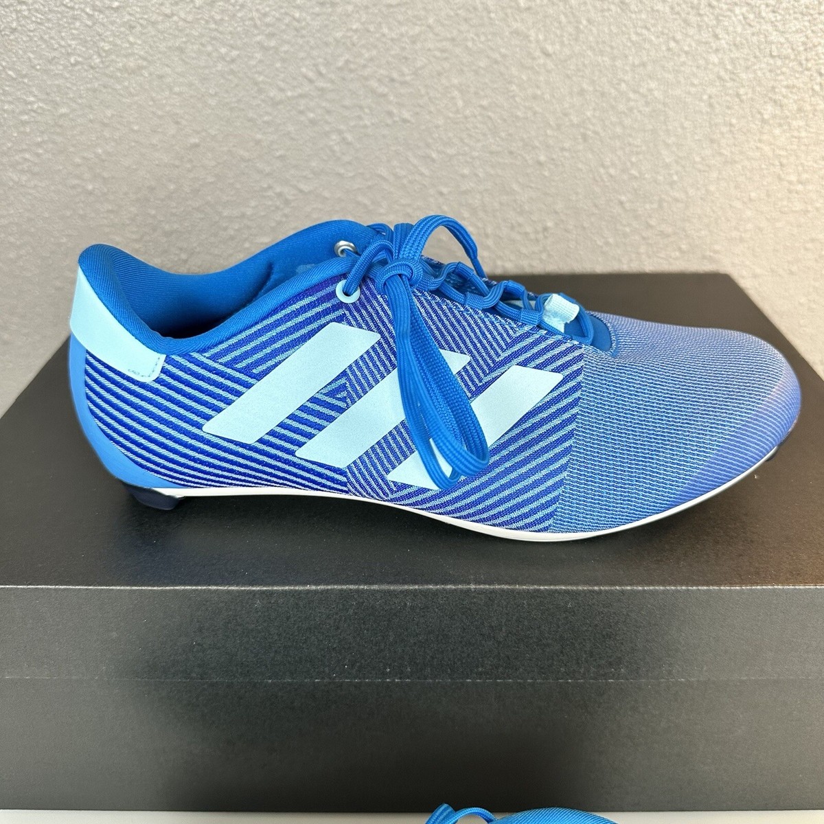 Adidas The Road Shoes Men display picture 2