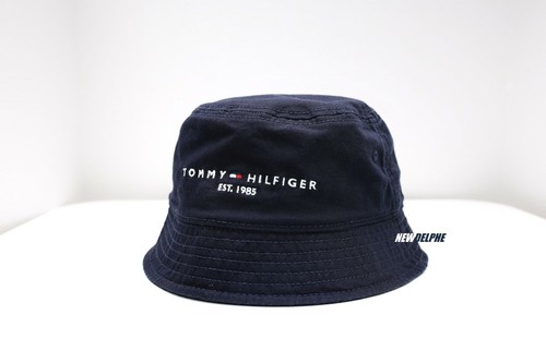 CAPPELLO A SECCHIO CON LOGO TOMMY HILFIGER FIRMATO CON ETICHETTE BANDIERA DA UOMO SCURO NAVY L/XL - Foto 3 di 4