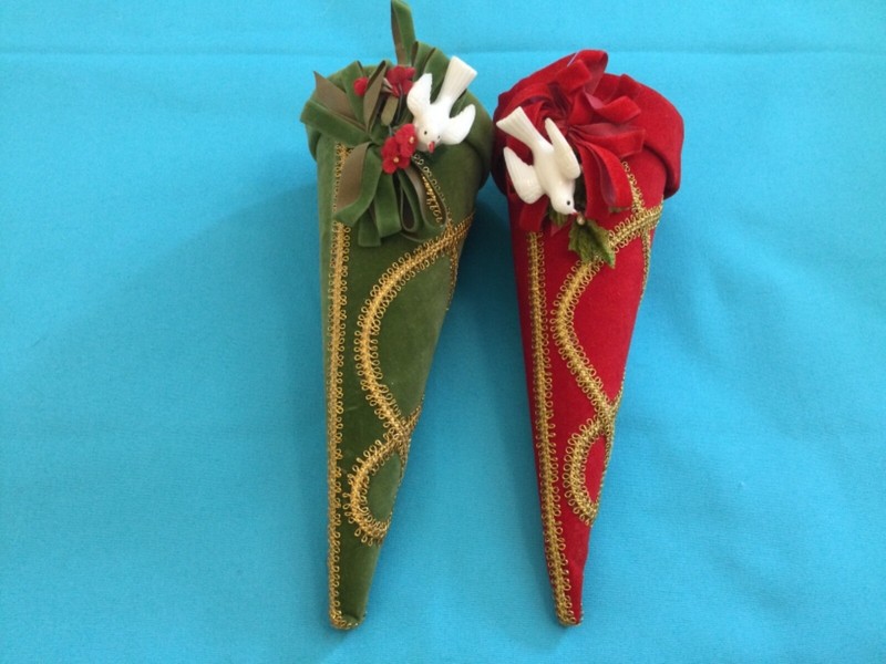 Two Vintage Victorian style Velvet 8" Cornucopia Cones gold braid doves