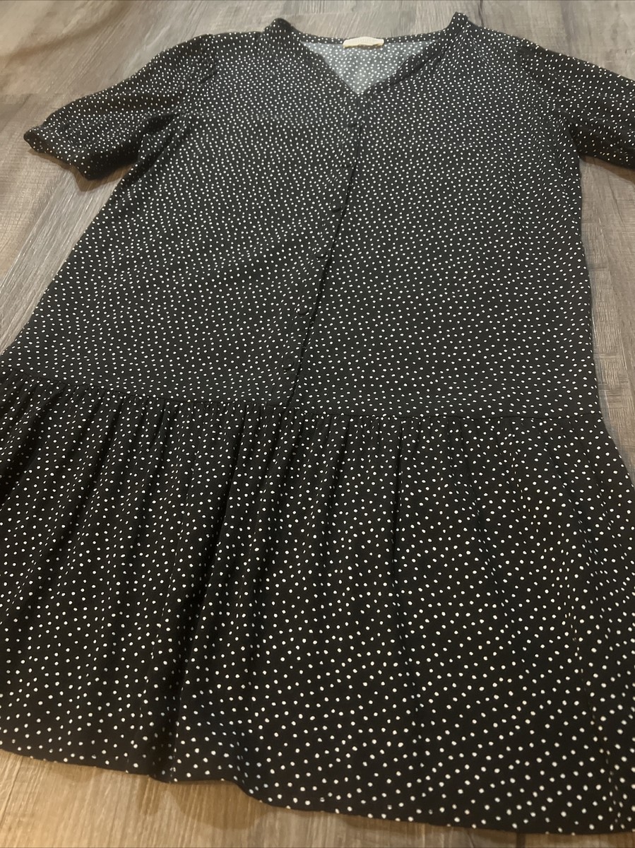 Love stitch Short Sleeve Size Small Black Swiss Dot Buttons