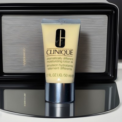 Clinique Dramatically Different Moisturizing Lotion In Tube Travel Size 1.7 Oz