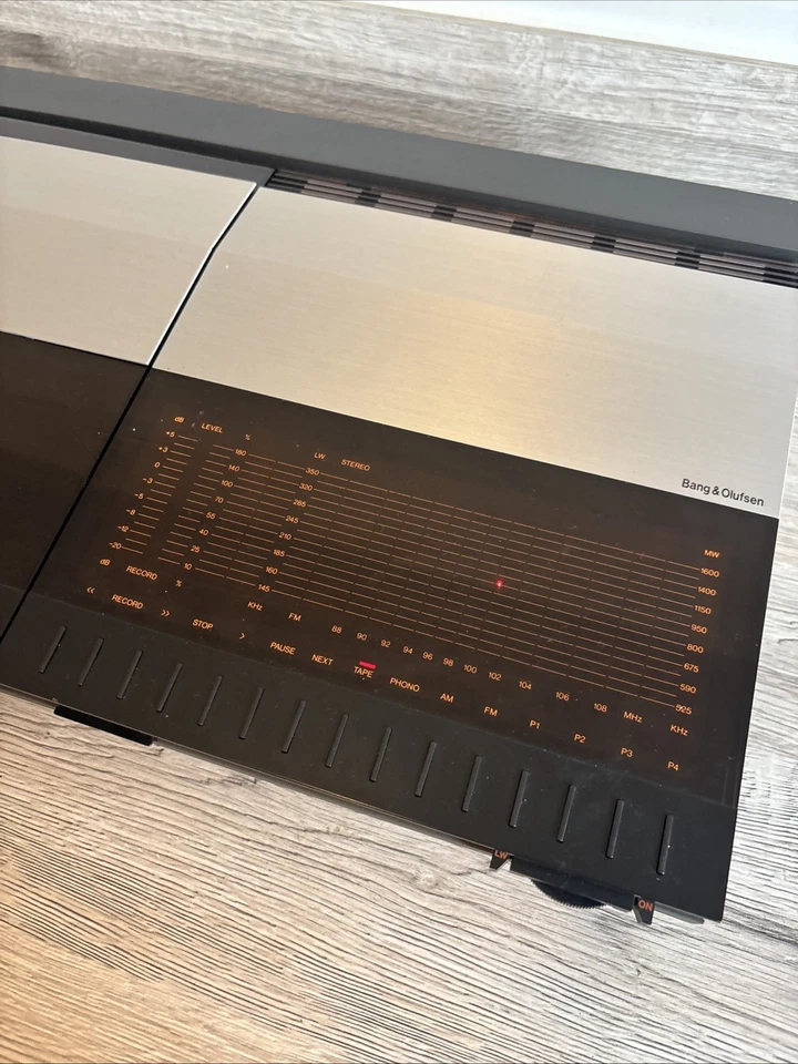 Sehr guter Zustand - Bang & Olufsen B&O Beocenter 2200 - ohne Stylus - funktionierender Plattenspieler & Radio - Bild 2 von 4