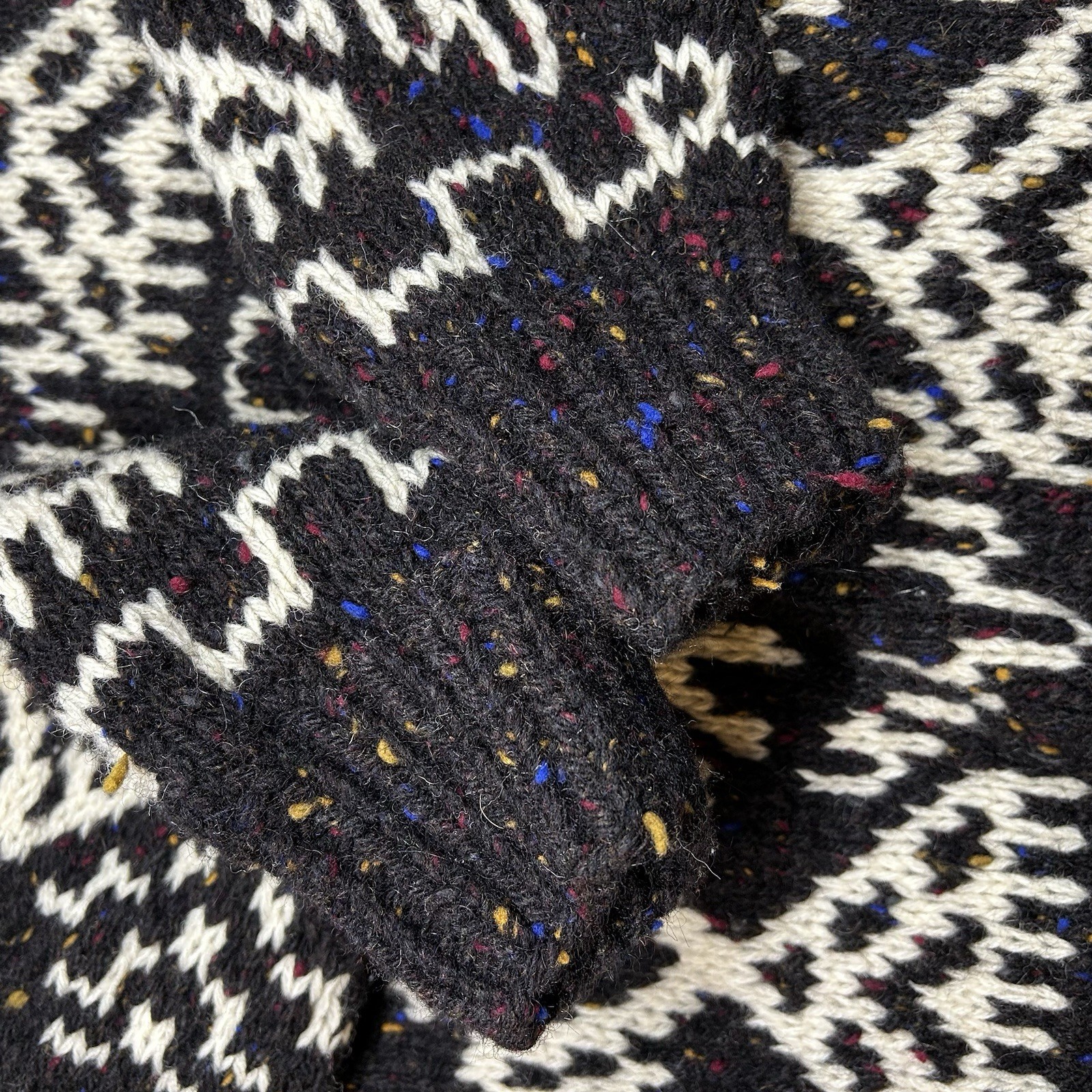 VTG Gap Wool Eagle Pattern Knit Sweater Adult S P… - image 6