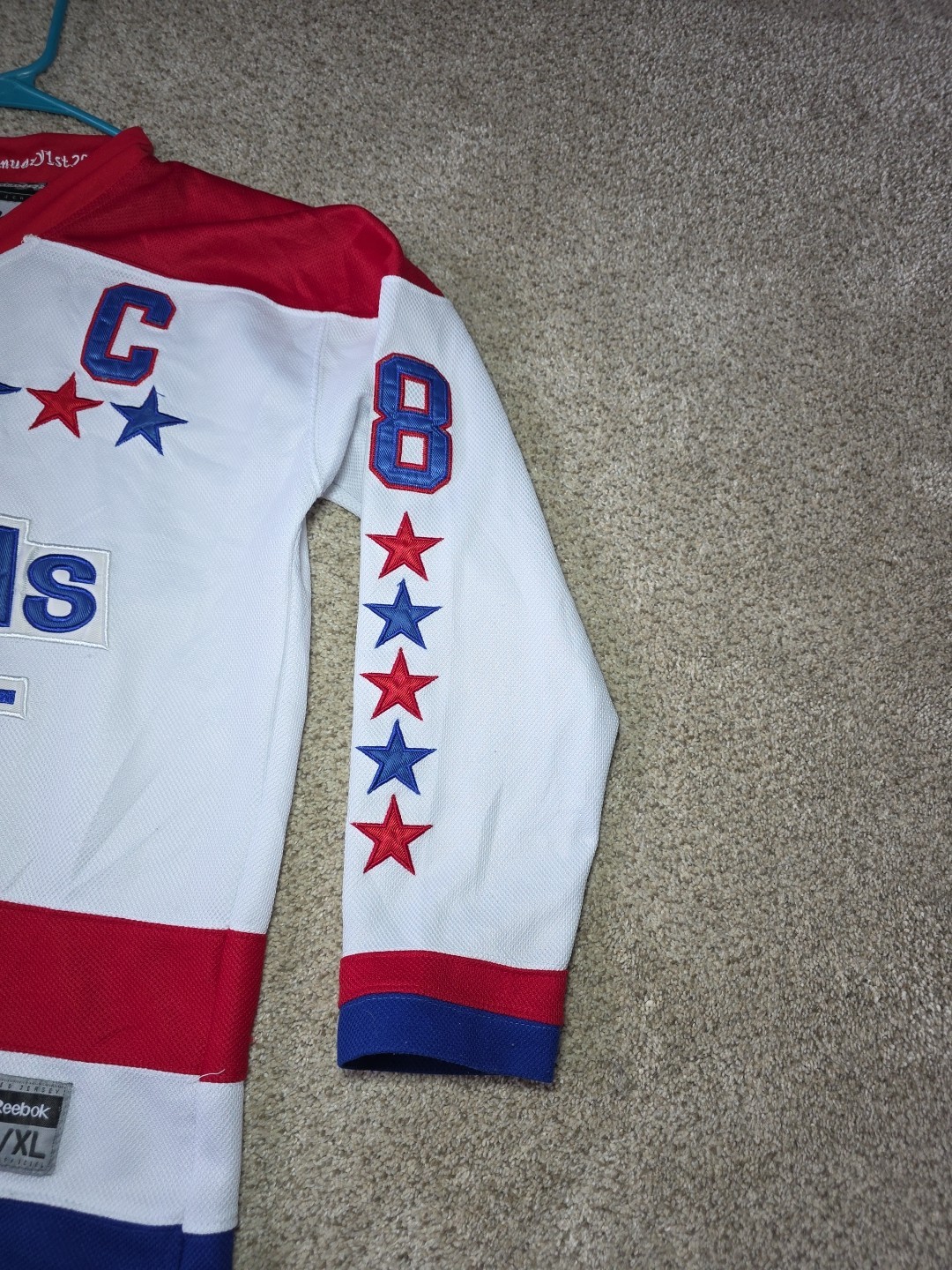 Washington Capitals Alex Ovechkin 2011 Winter Classic Youth Jersey Size L/XL thumbnail 4