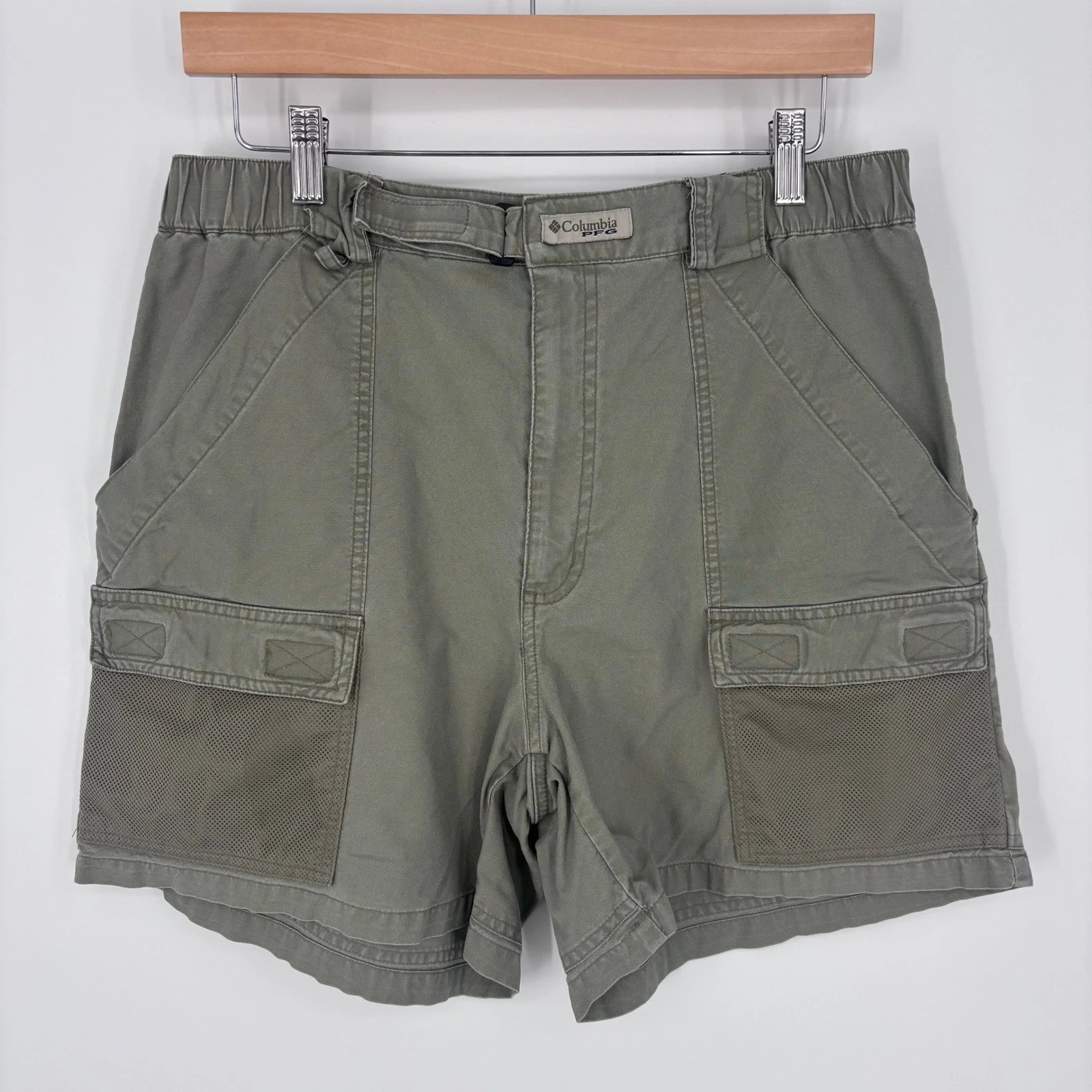 Columbia PFG Half Moon Cargo Shorts Mens M Green Mesh Pocket Fishing Hiking