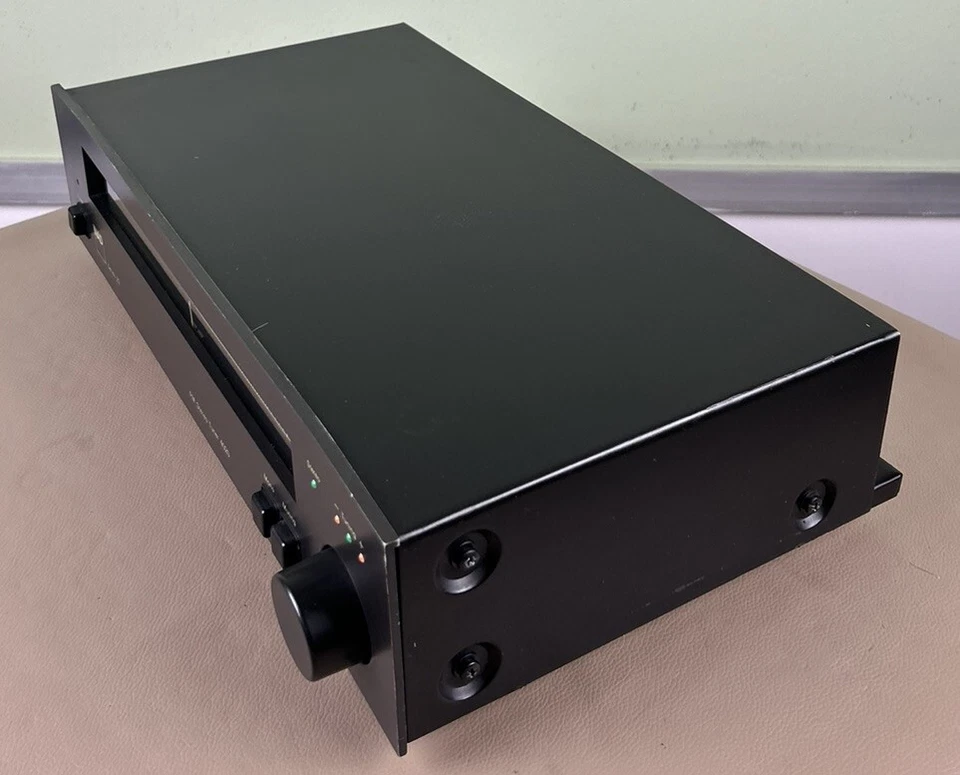 NAD 4020 STEREO TUNER - Image 4 of 4