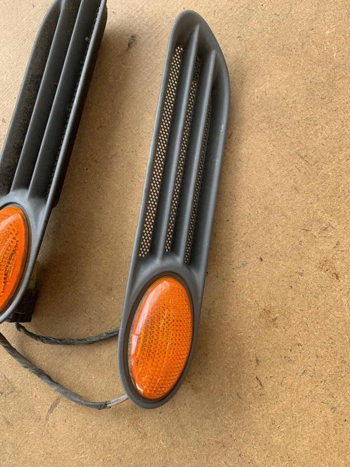 Mini Cooper 2002-2008 guardabarros bisel intermitente derecho izquierdo 503560 OEM Foto 3 de 4