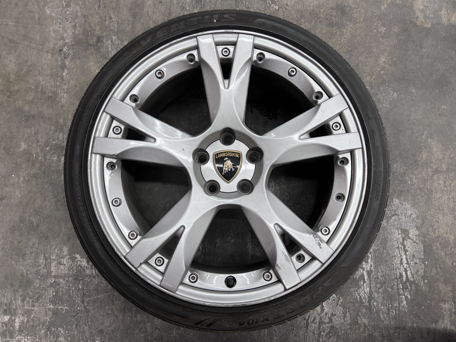 LAMBORGHINI GALLARDO LP560 CALLISTO FRONT SILVER WHEEL RIM OEM 400601025B