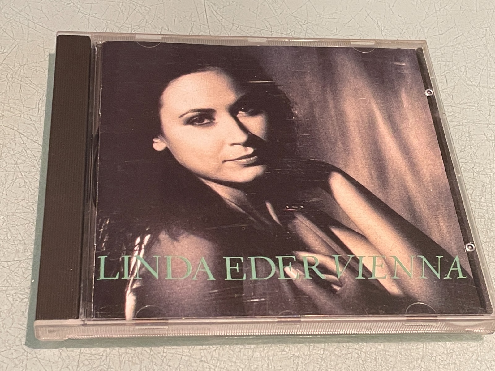 Linda Eder - Vienna - CD Album - 1989 BMG Records - 10 Great Tracks