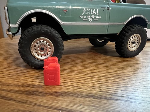 SCX24 2- 1/24 Scale Jerry Cans - Red Gas Can, SCX24, Mini-Z 4x4, scx24, Jerrycan - Bild 4 von 5