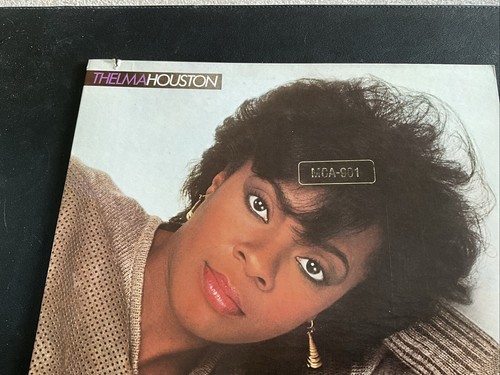 Thelma Houston Qualifying Heat & Thelma Houston Self Titled Original Vinyl LP - Picture 9 of 13